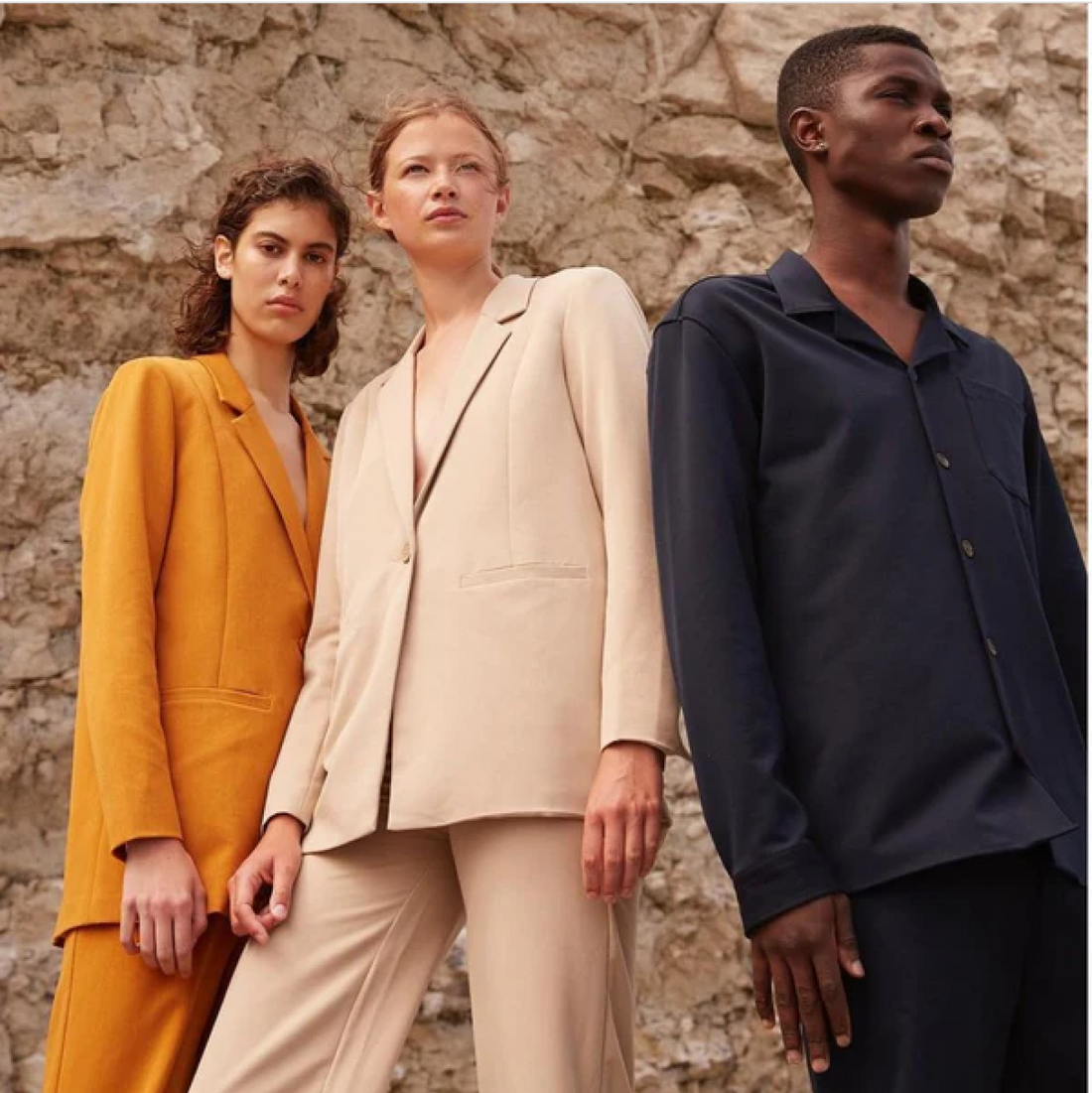 Versatile Wardrobe: From Day to Night in Style