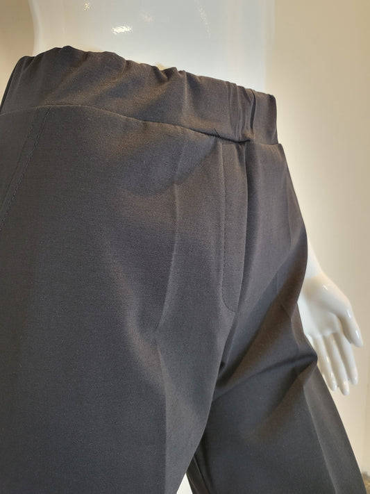 Tapered Leg Cigarette Pant by Paolo Tricot Trouser Paolo Tricot