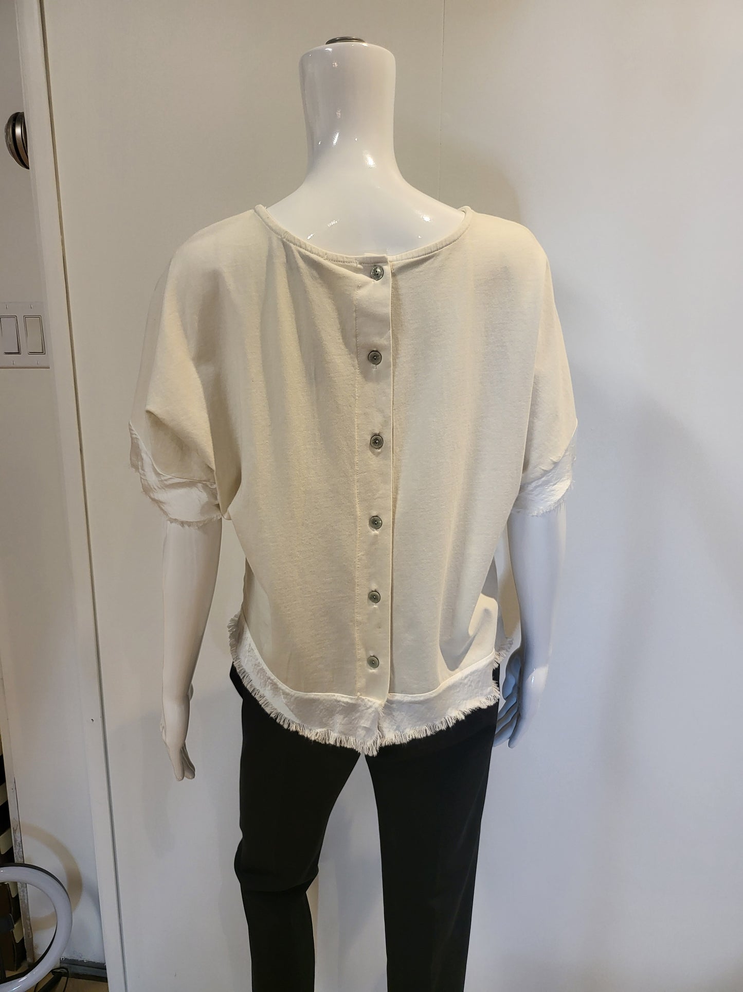 Back Button T-shirt by Elissia Apparel Elissia Europe