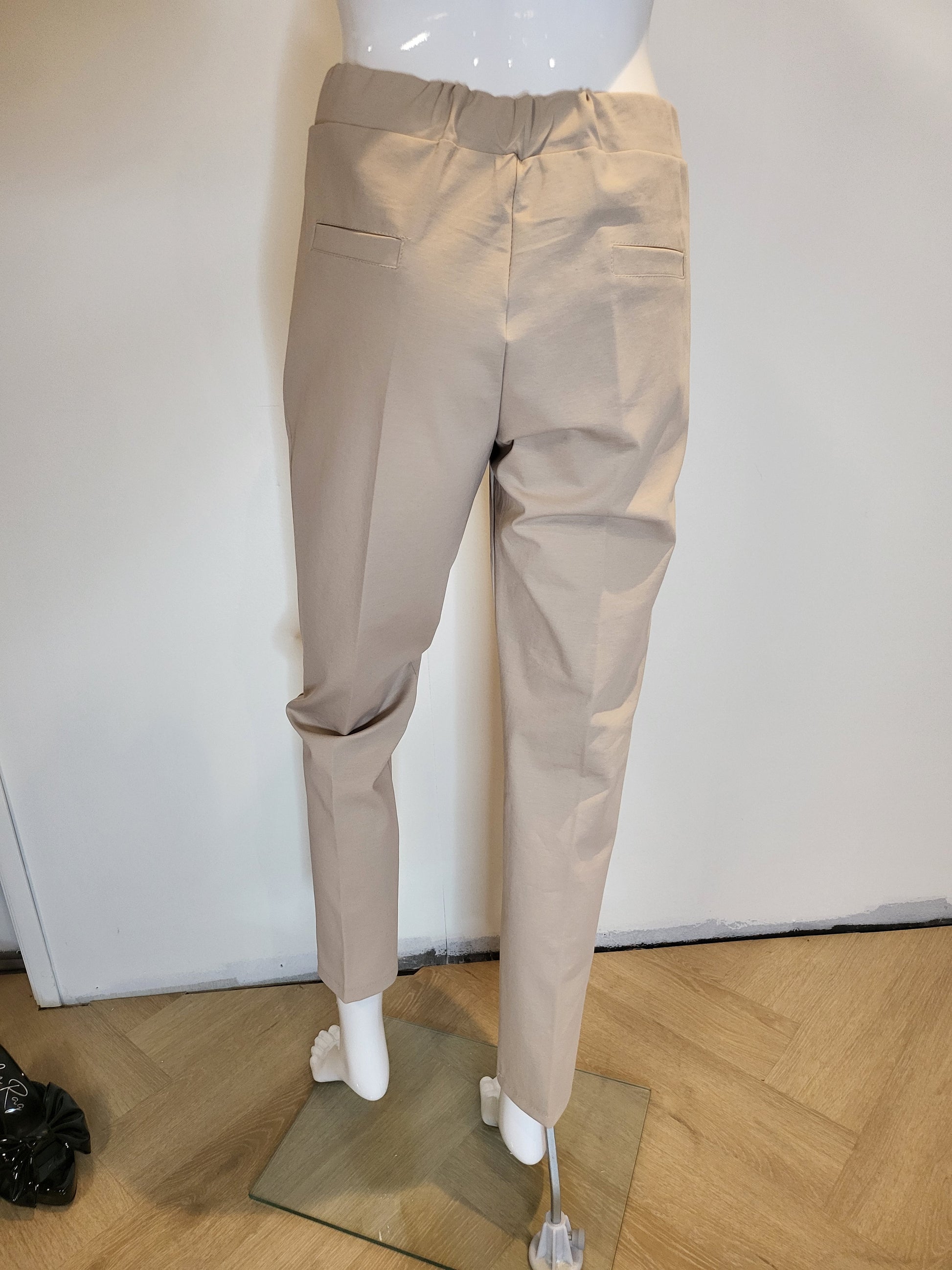 Tapered Leg Cigarette Pant by Paolo Tricot Trouser Paolo Tricot
