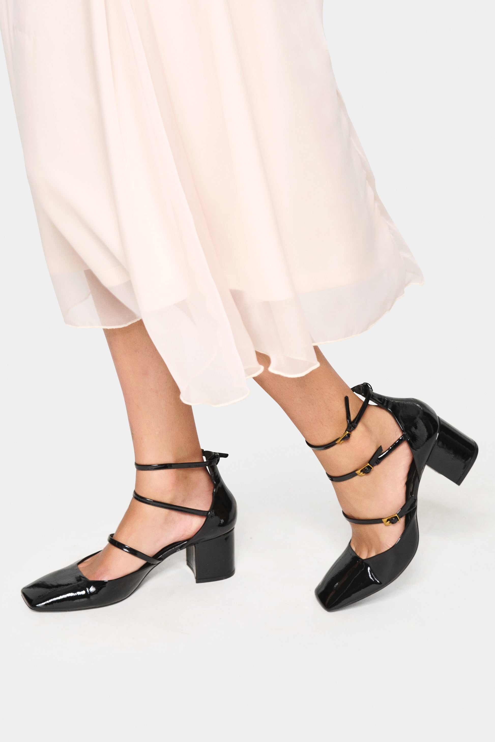 Elegant Layered Midi Skirt by Saint Tropez Skirt Saint Tropez