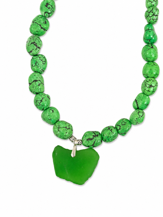 Emerald Tide Necklace Maison Khloe