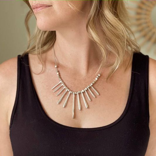 Drop Fan Necklace In Silver Plate Necklace Suzie Blue Canada