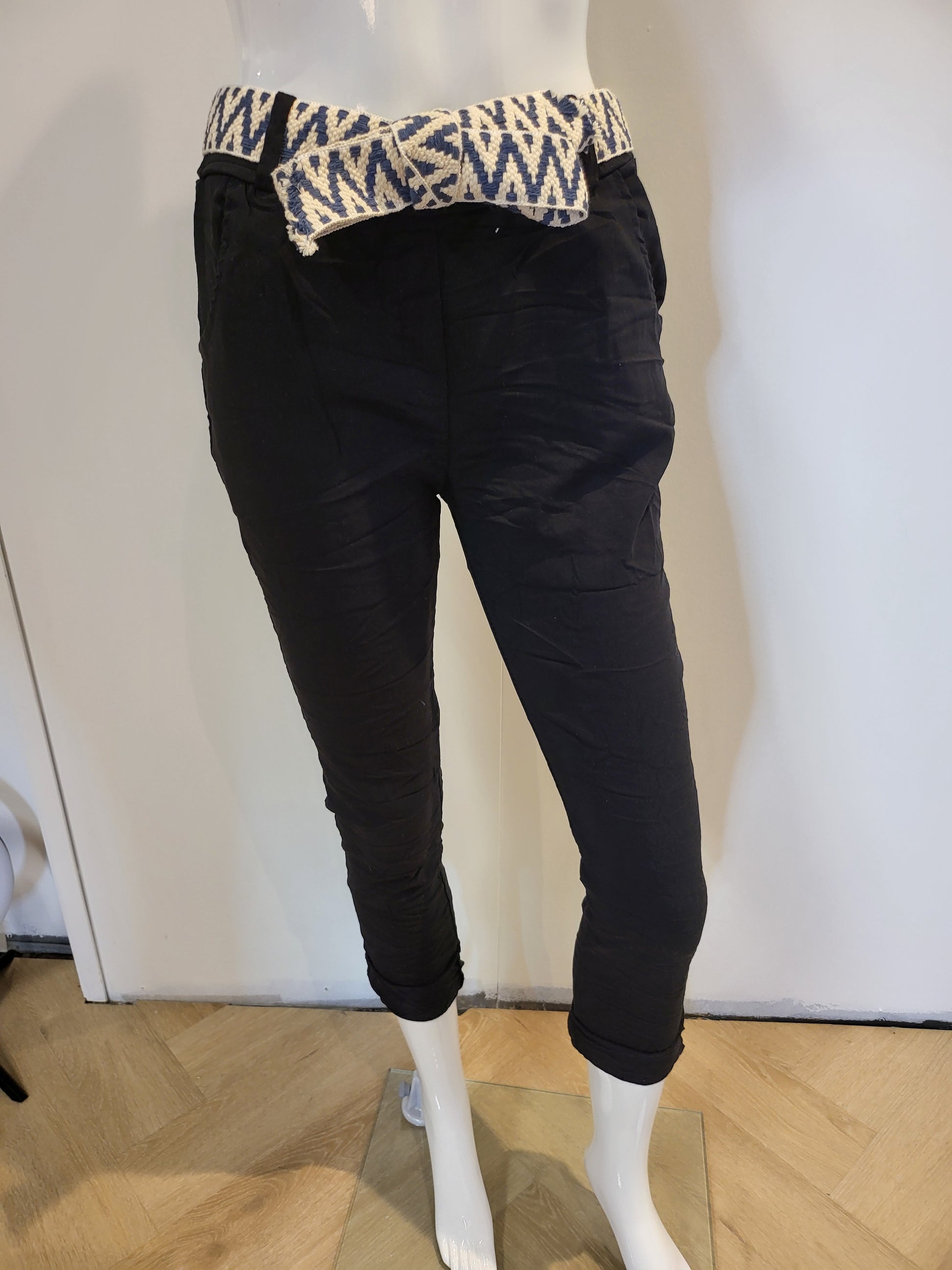 The Fabulous Stretch Pant Elissia Apparel Elissia Europe