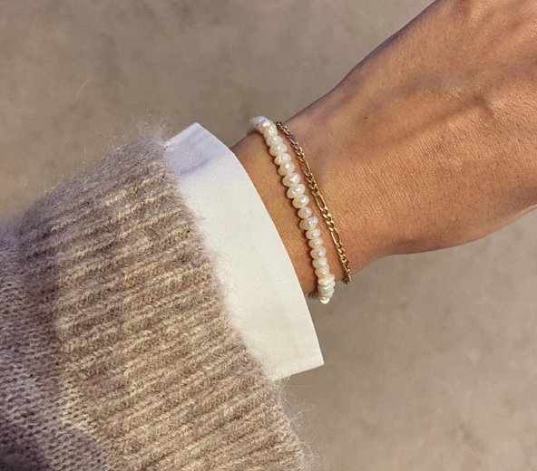 HoopLa - Luna Bloom Dainty Petite Buroque Pearl Bracelet – Steel Bracelet HoopLa