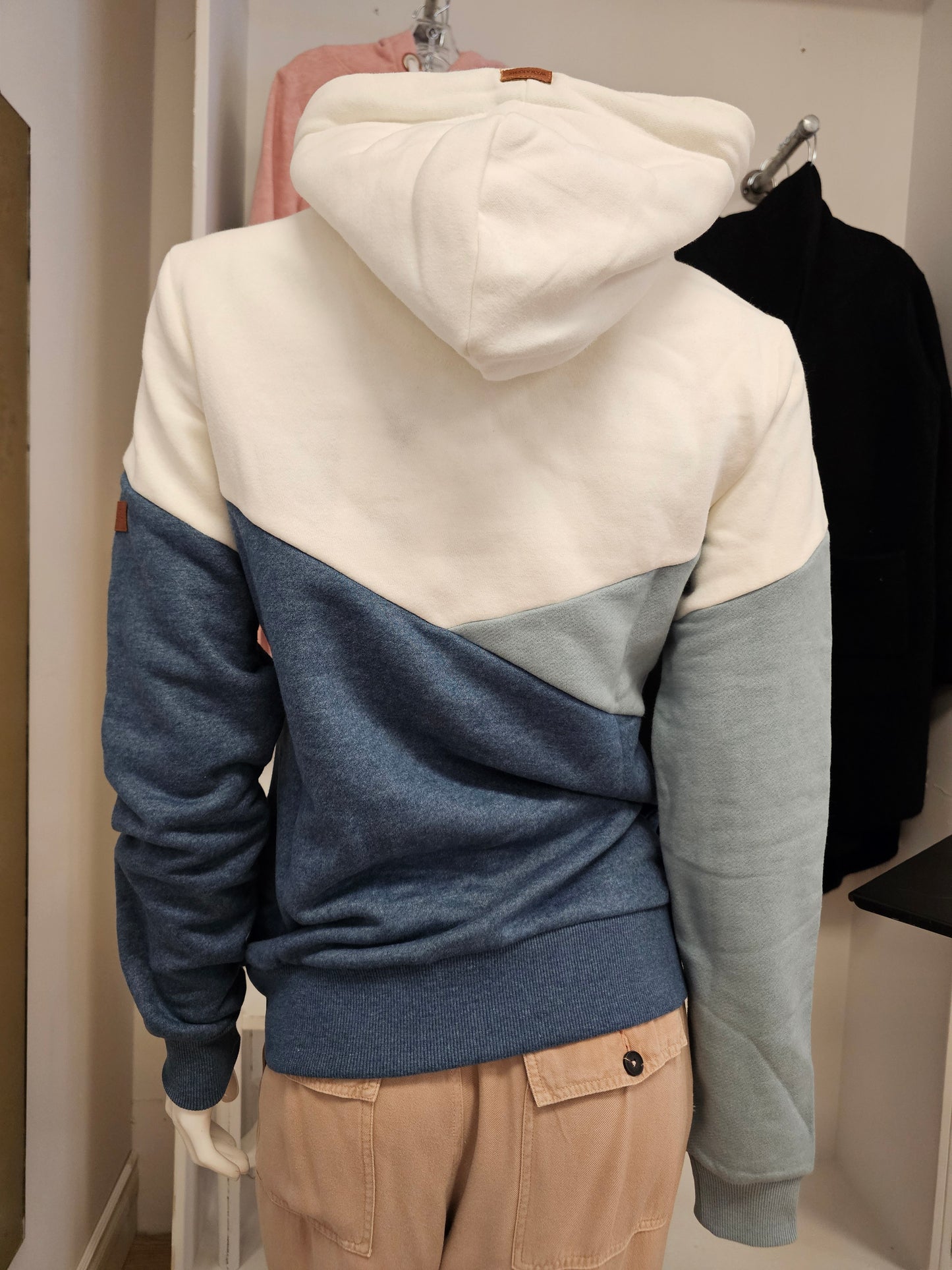 Roxy Sweatshirt by Wanakome sweatshirt Wanakome