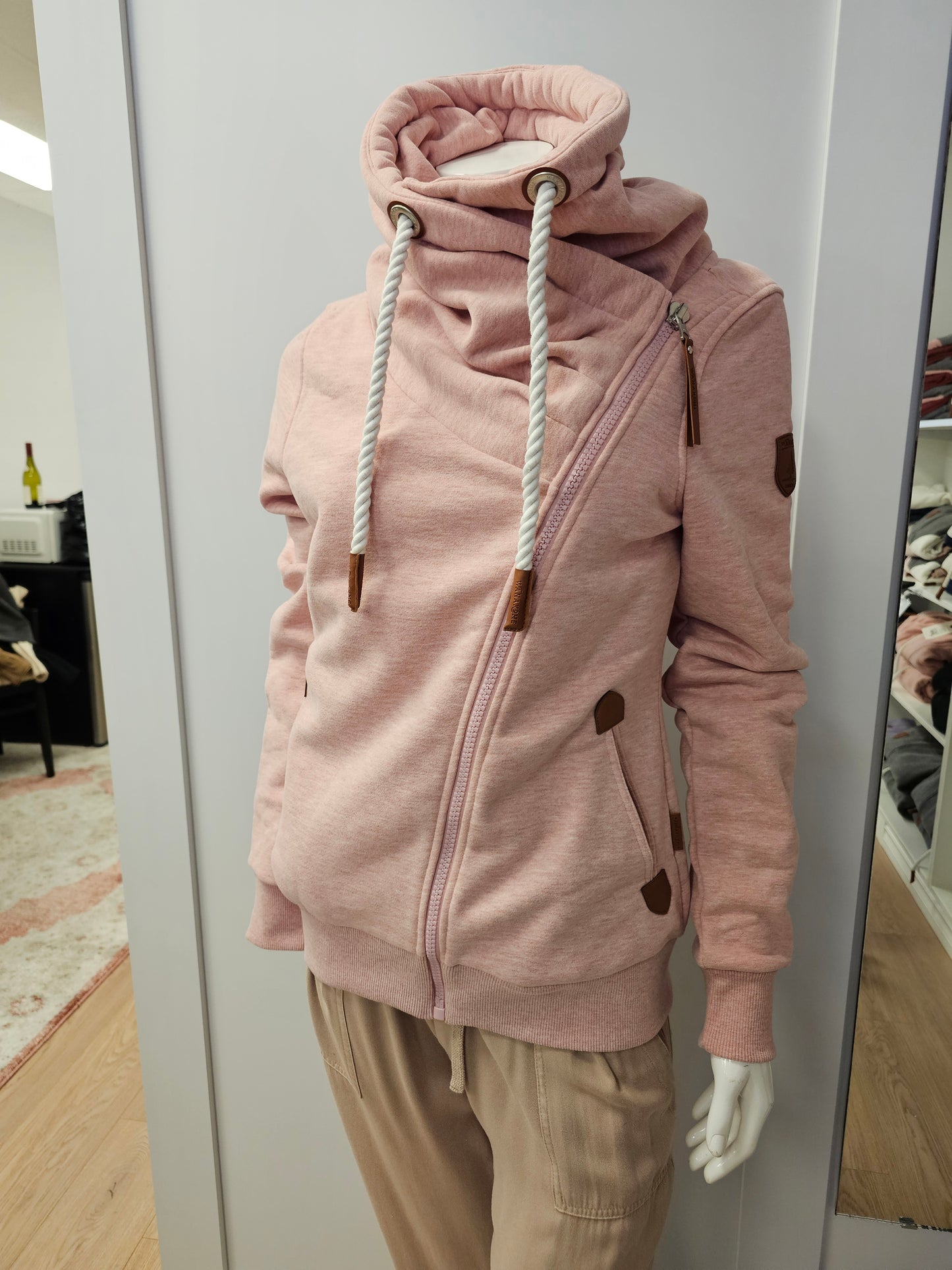 Hestia by Wanakome sweatshirt Wanakome Pink