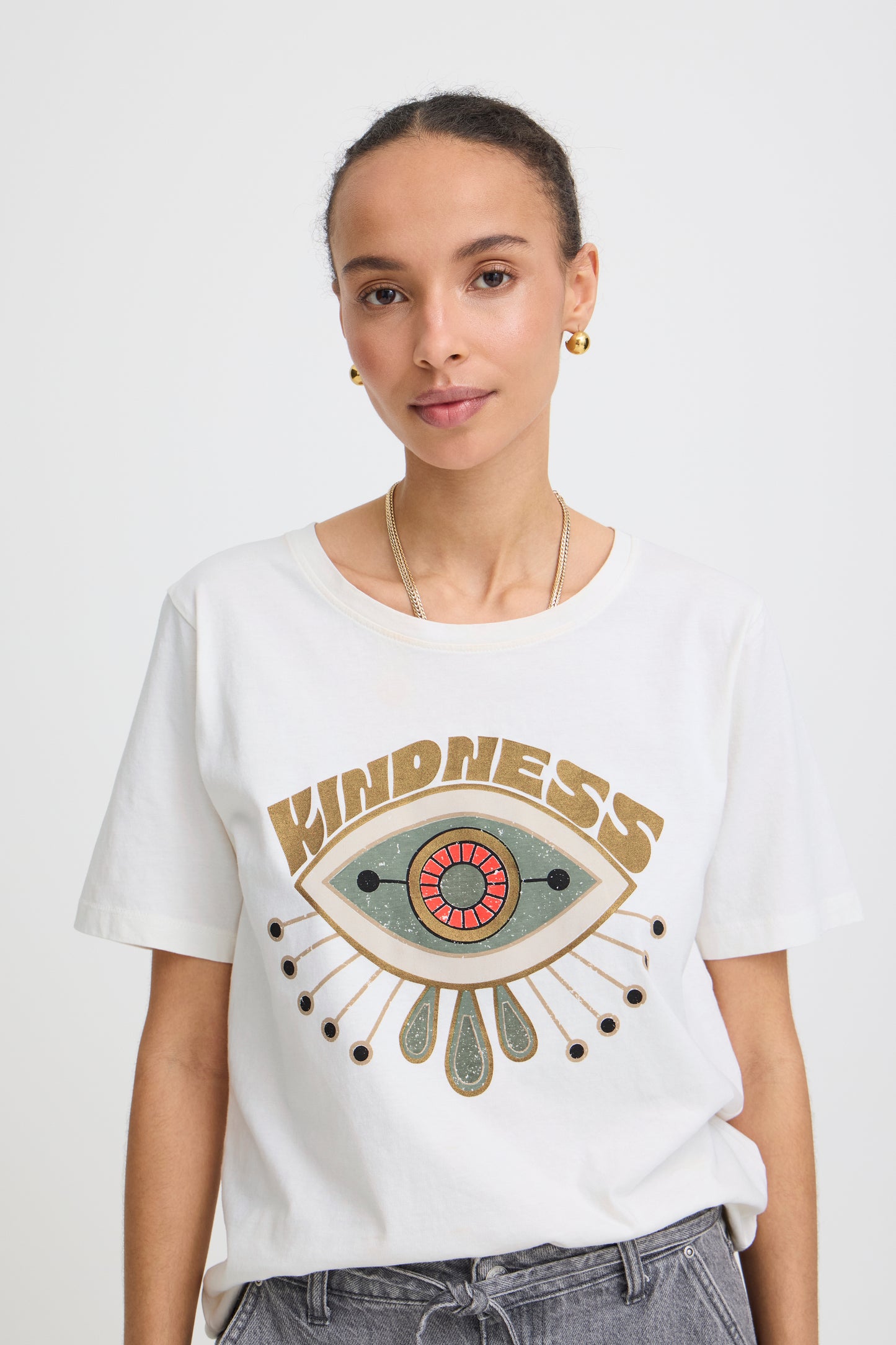 Solko T-shirt by b.young