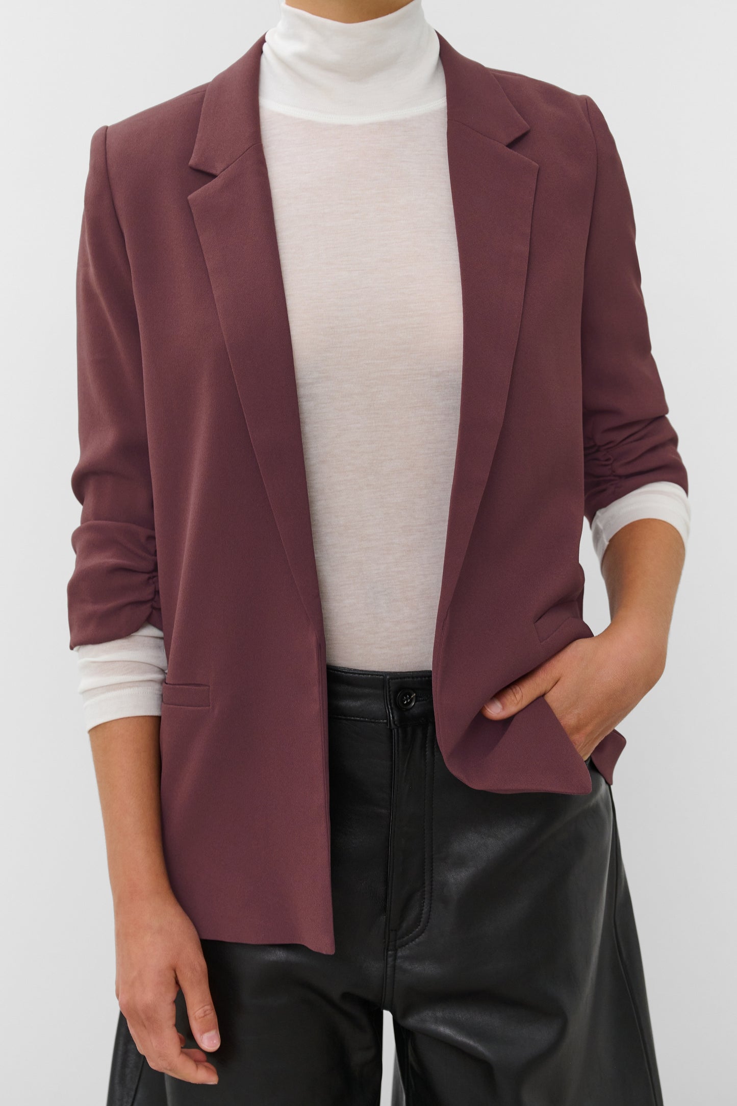 Shirley Blazer by Soaked in Luxury Suiting Soaked In Luxury Huckleberry