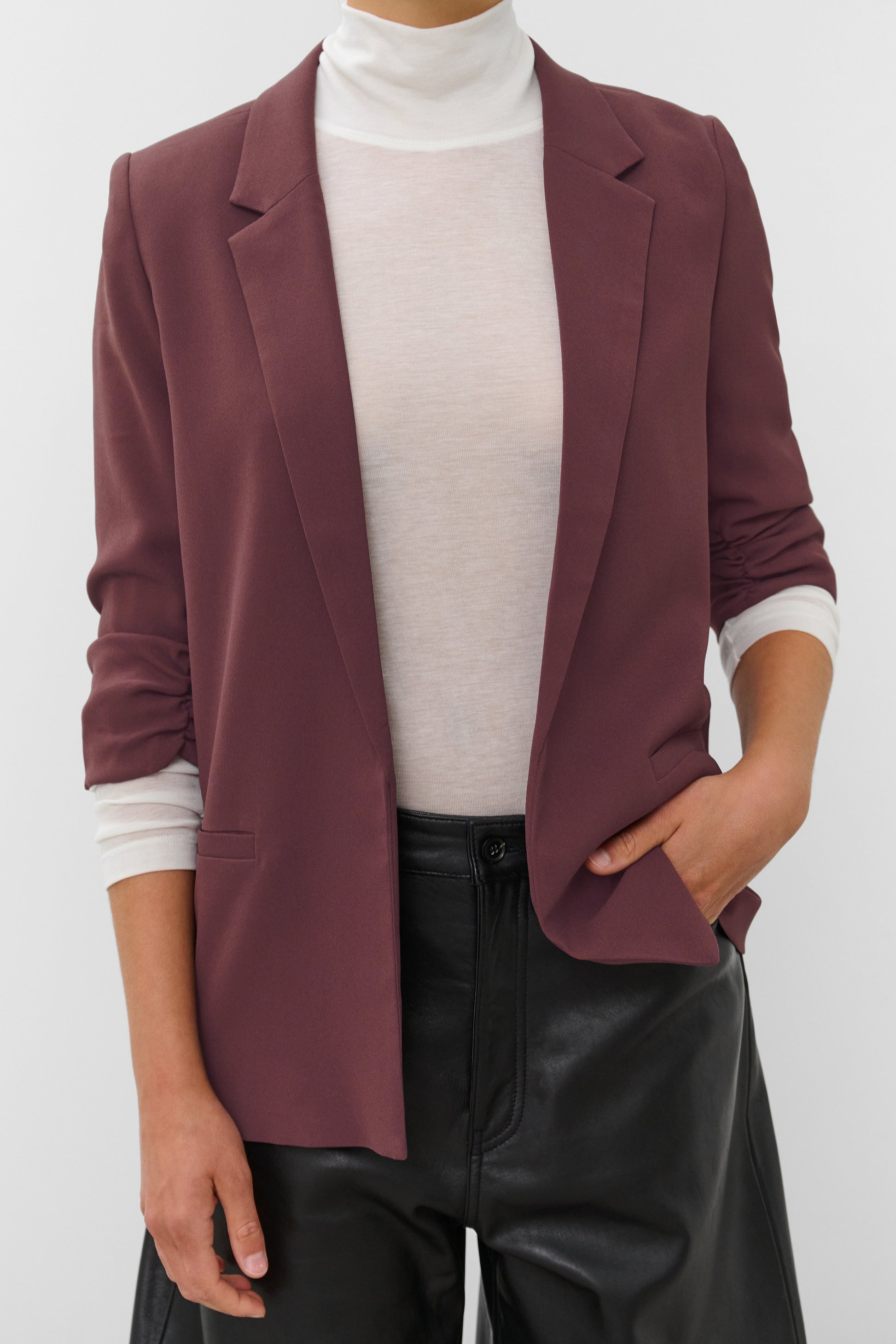 Shirley Blazer by Soaked in Luxury Suiting Soaked In Luxury Huckleberry