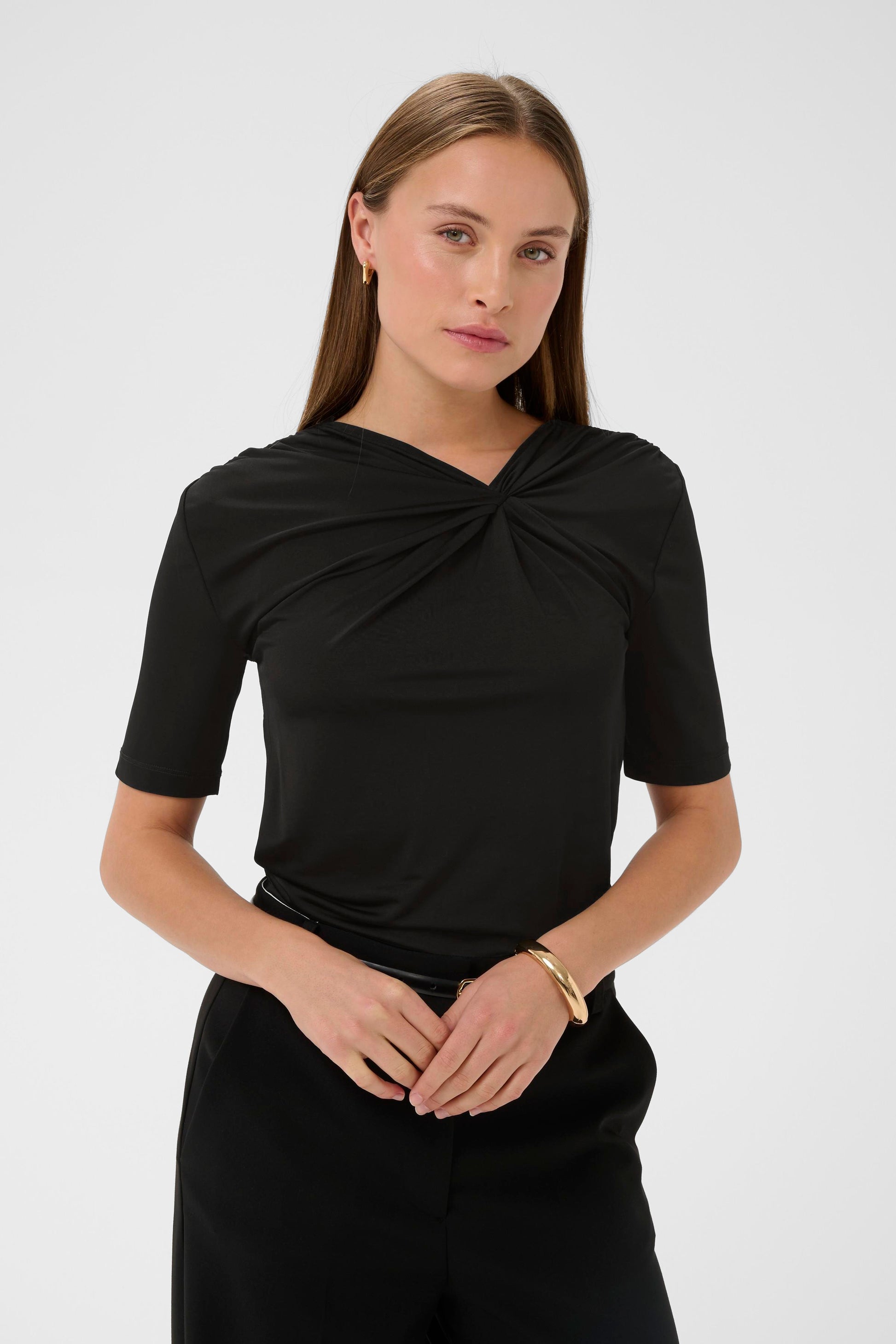 Bellina T-shirt by Soaked in Luxury Tee Shirt Soaked In Luxury Black