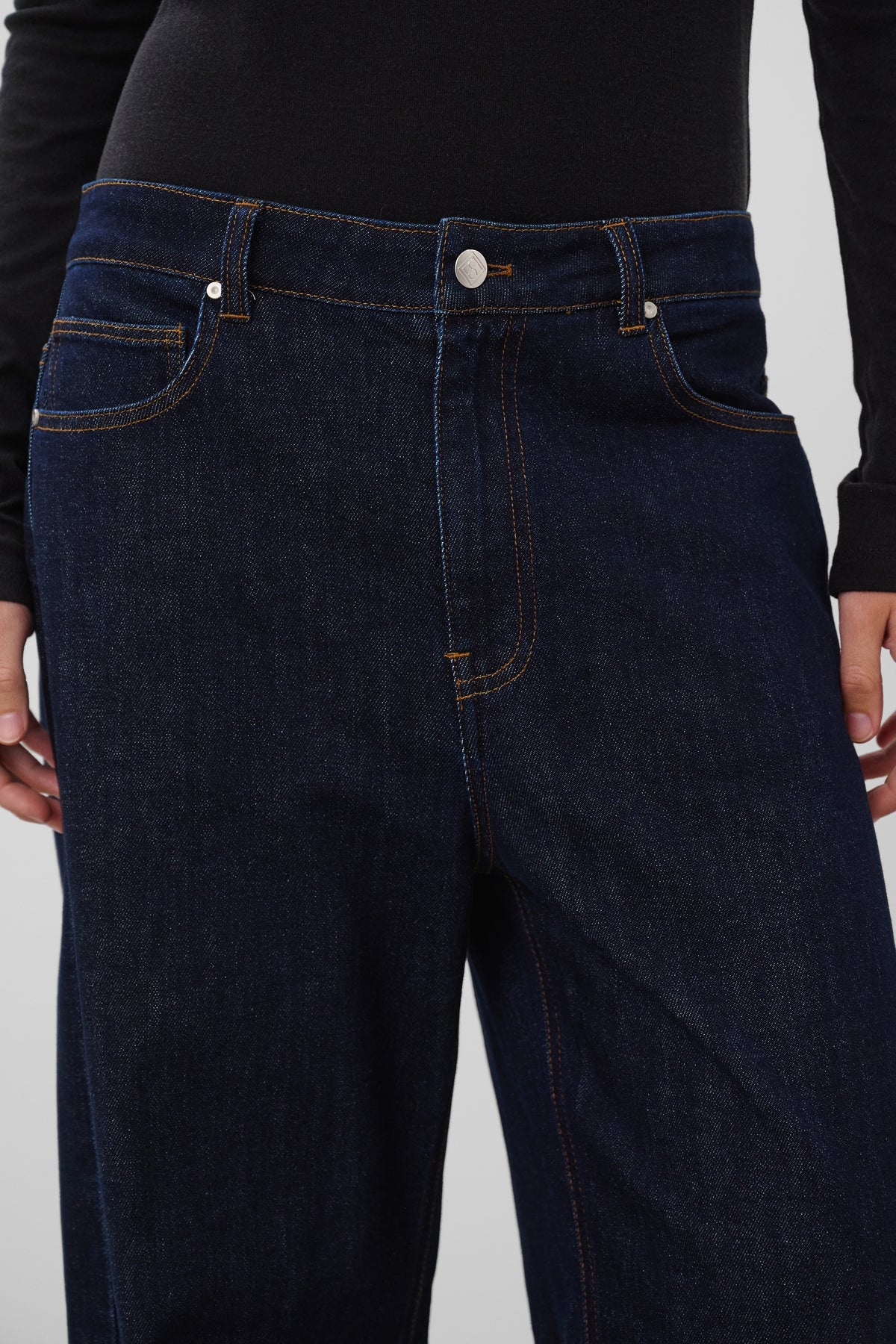Sabino Relaxed Dark Blue Jeans by Soaked in Luxury Denims SOAKED IN LUXURY