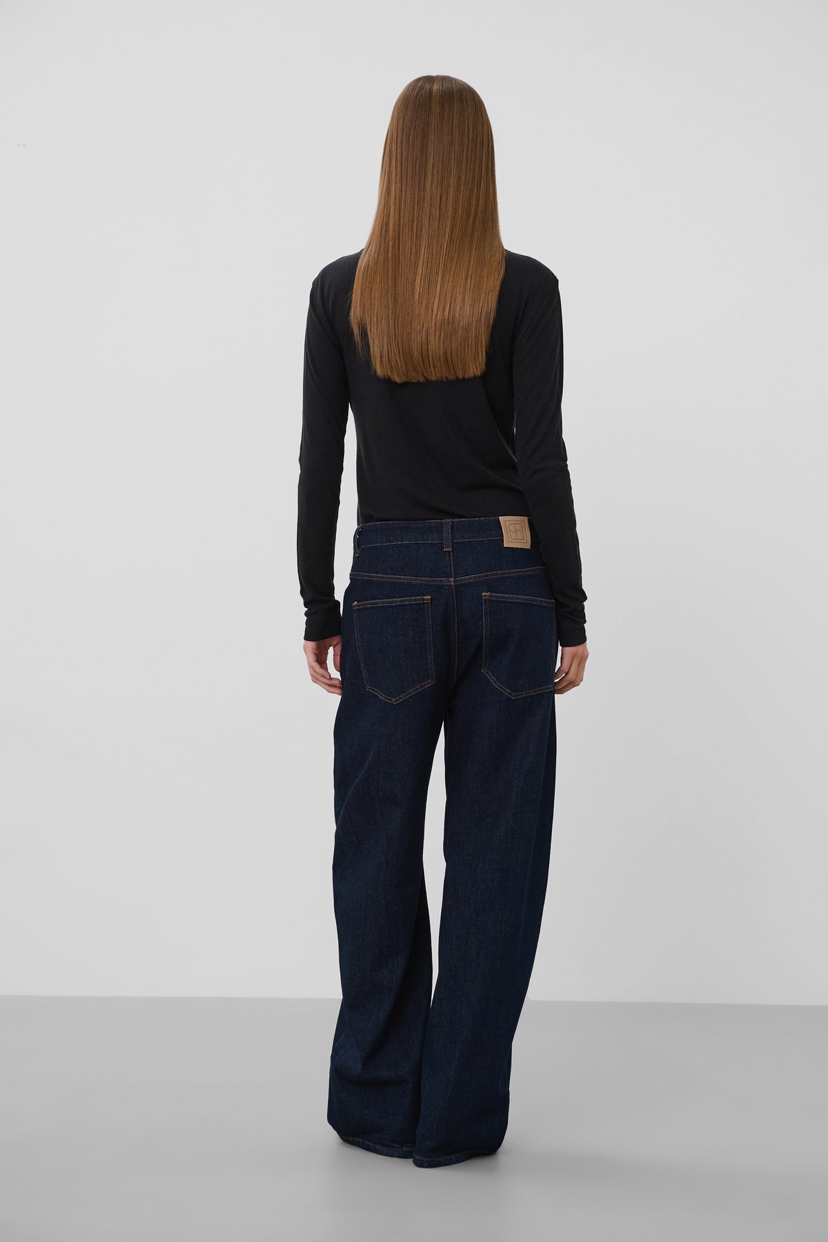 Sabino Relaxed Dark Blue Jeans by Soaked in Luxury Denims SOAKED IN LUXURY