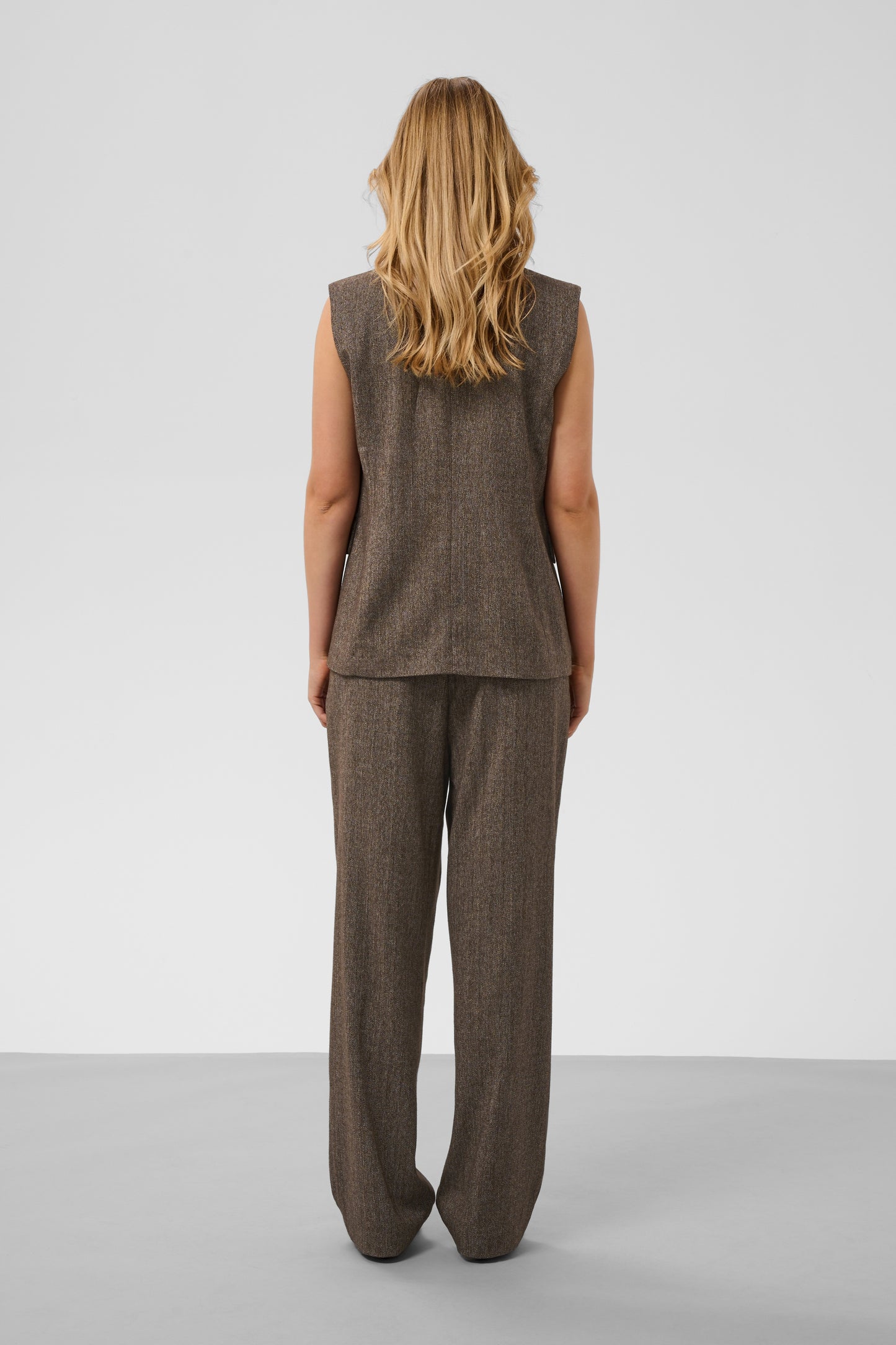 Kango Herringbone Waistcoat by Soaked in Luxury Suiting SOAKED IN LUXURY