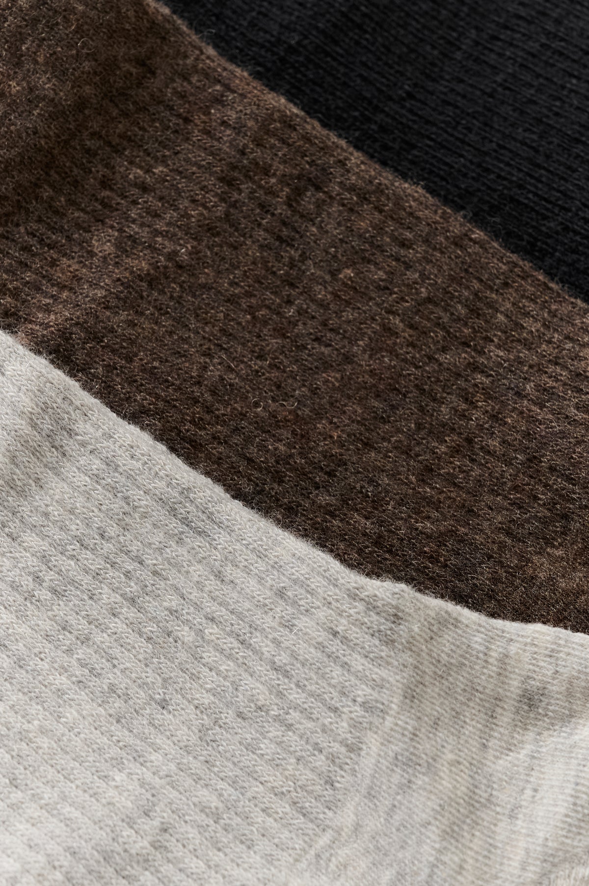 TennaSZ Wool-Blend Socks by Saint Tropez