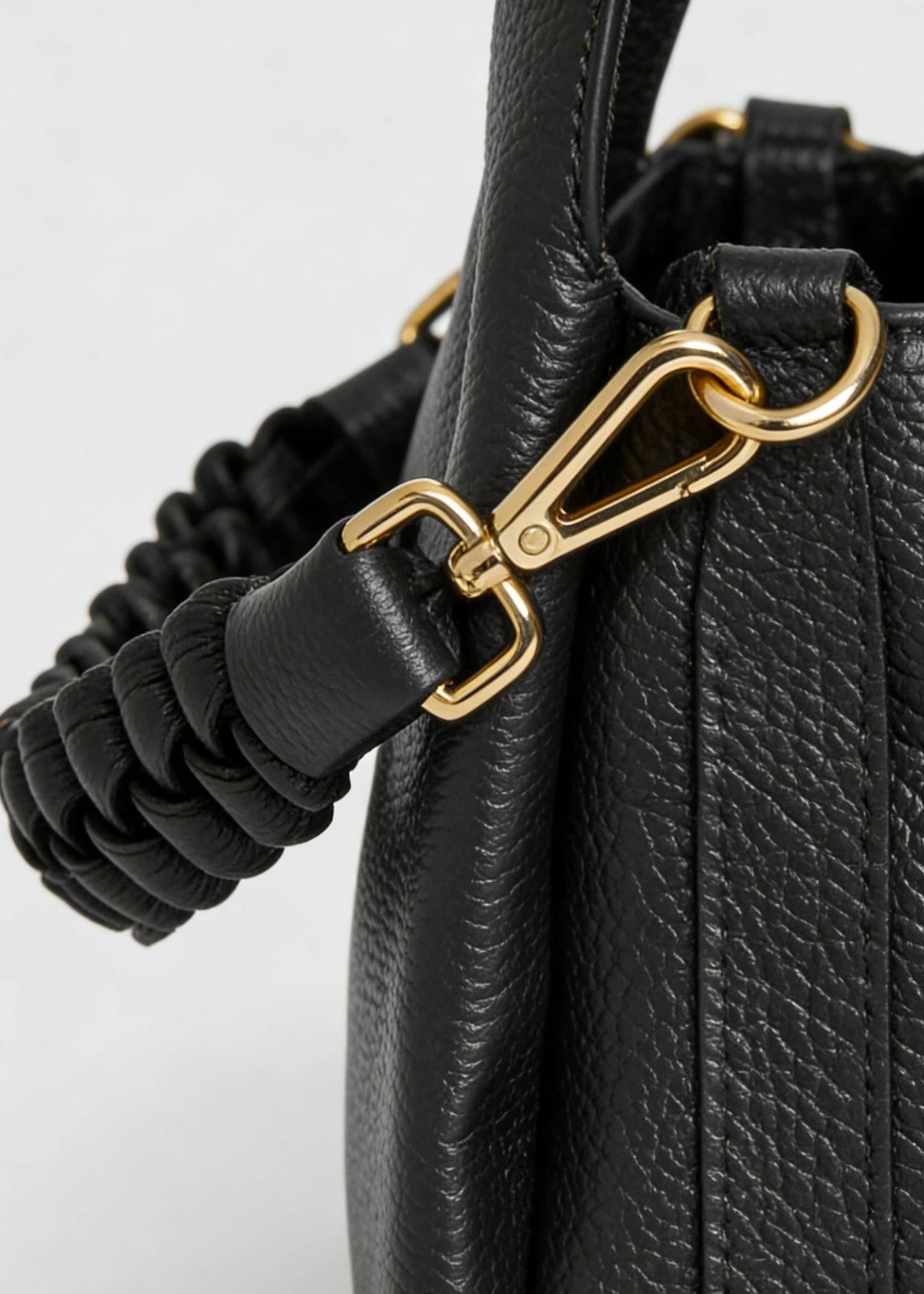 Large Treccia bag in genuine leather Handbag Nanabags