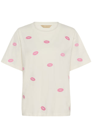 CUkissy T-shirt by Culture