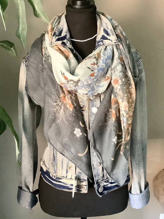 Shawl/Scarf by Beautiful Boundaries