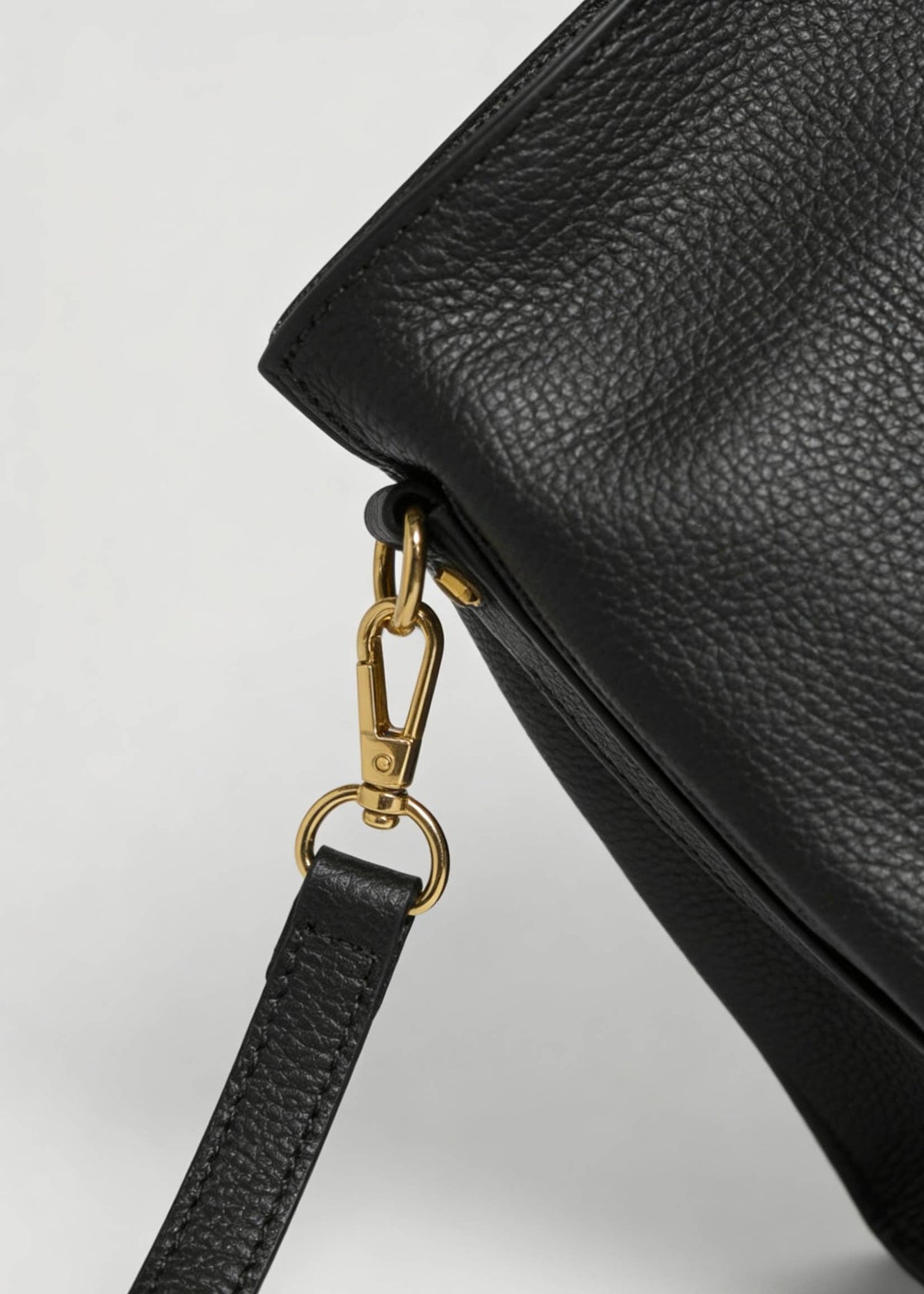 Large Treccia bag in genuine leather Handbag Nanabags