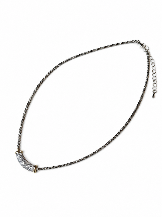Crystal Curve Necklace Necklace King of Glitz
