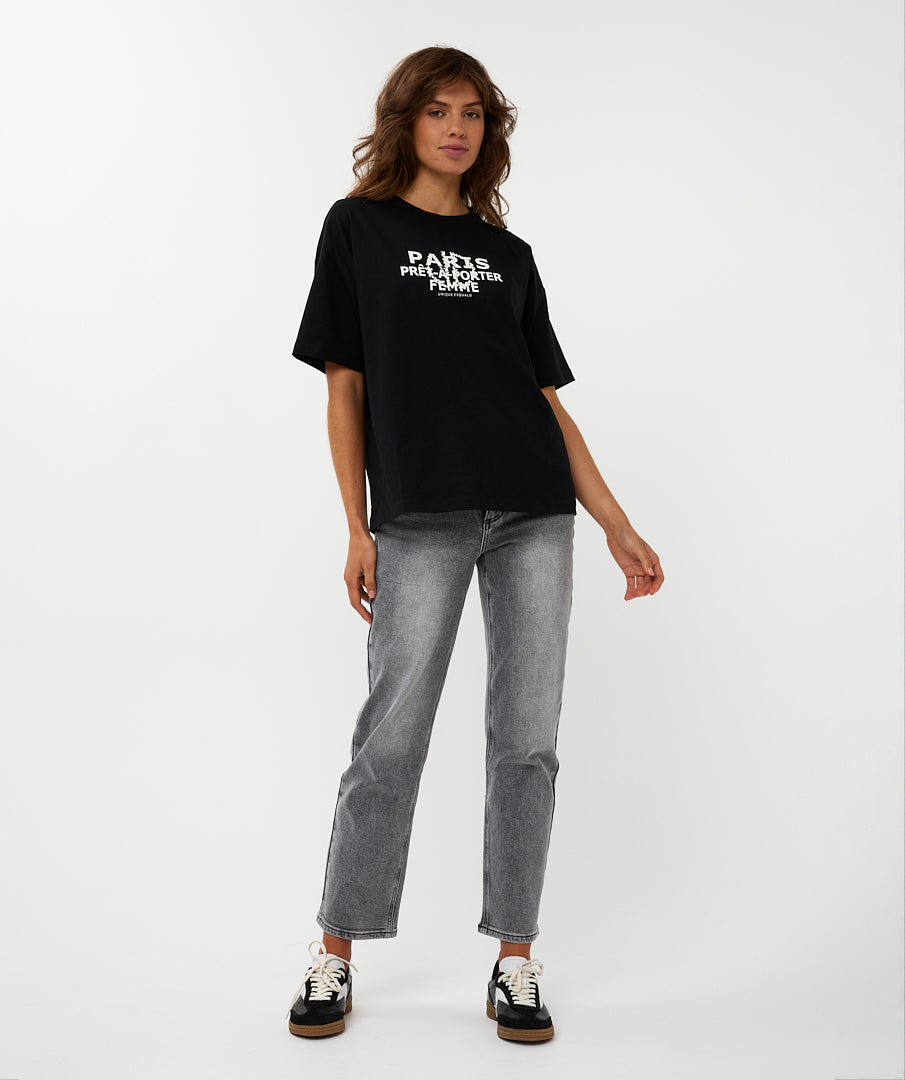 Pret-A-Porter T-shirt by EsQualo EsQualo