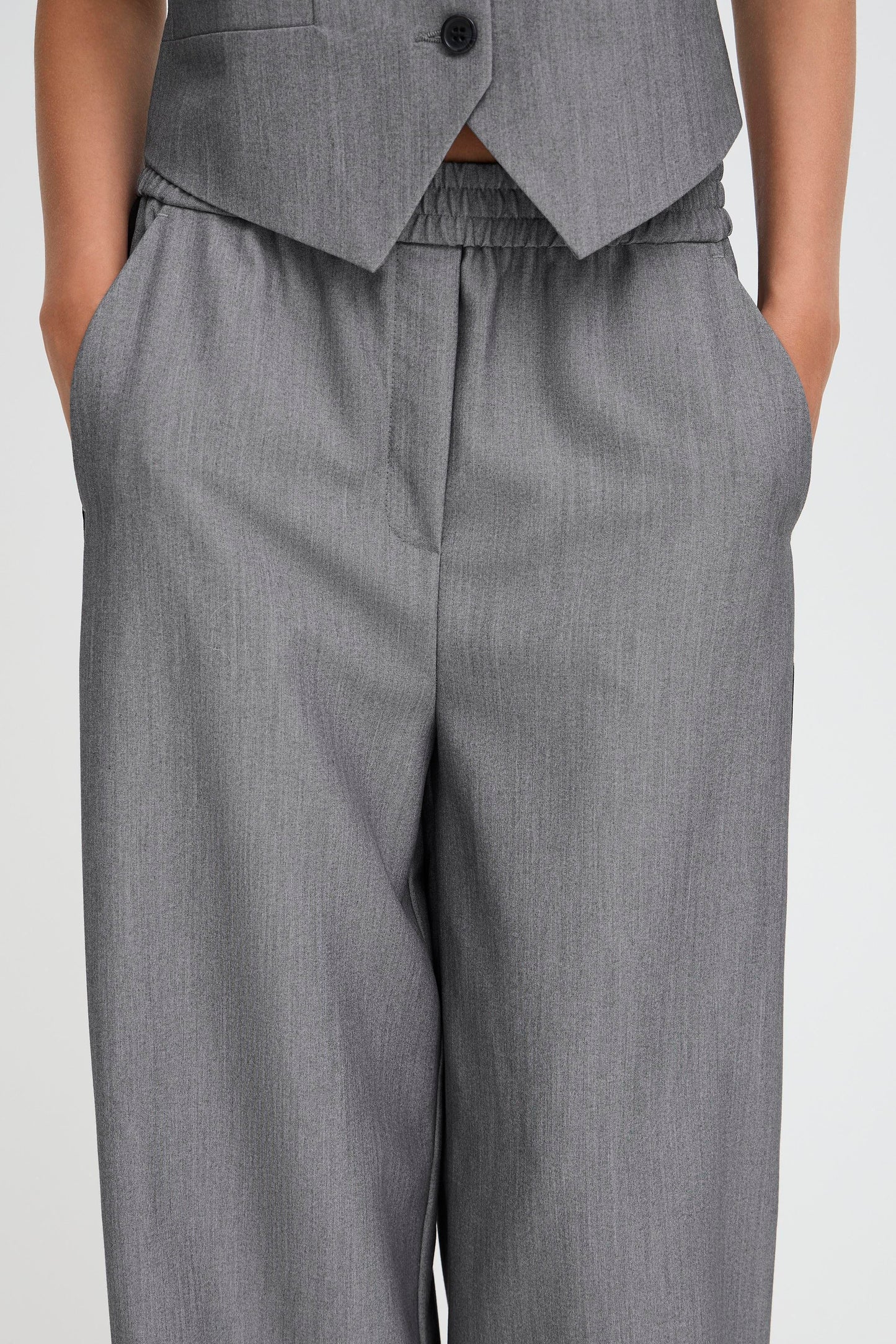 Suiting Jogger Pant by b.young