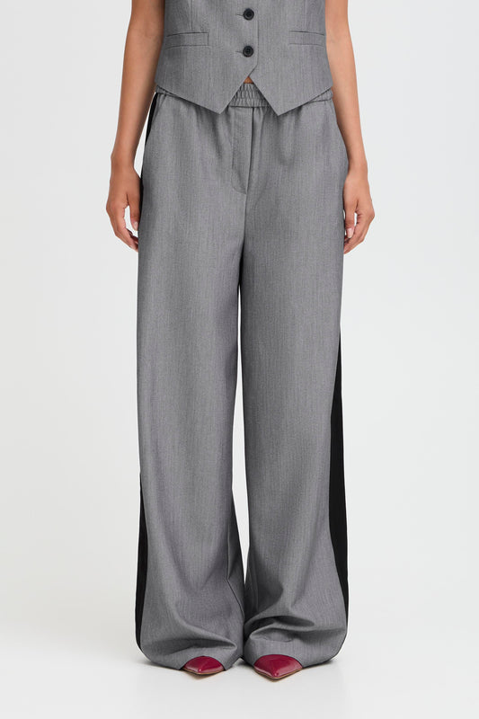 Suiting Jogger Pant by b.young