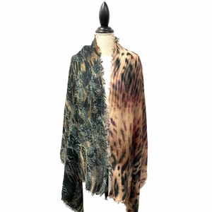 Printed Shoulder Scarf