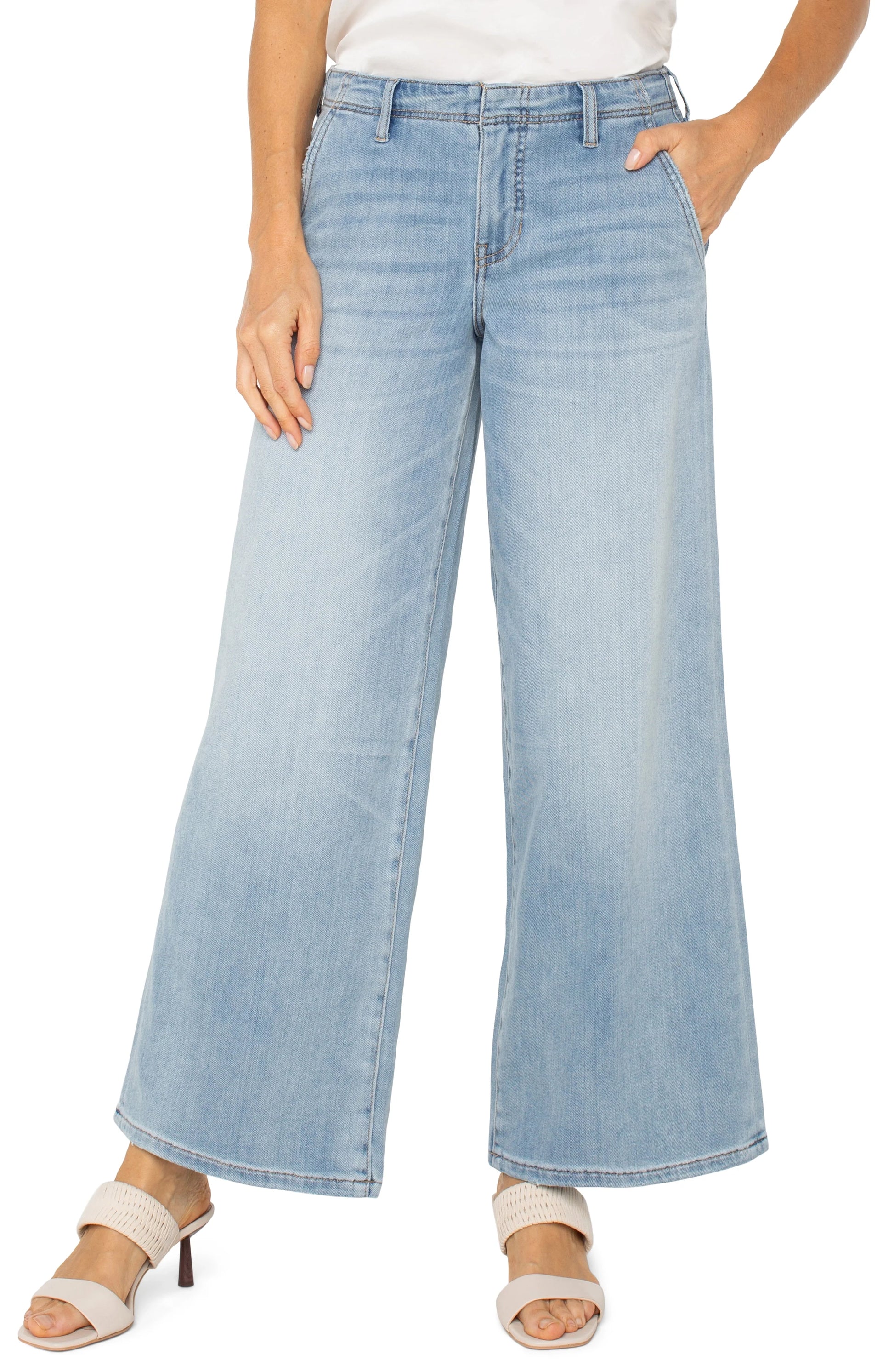 The Weekender Denim by Liverpool Denims Liverpool Las Virgenes